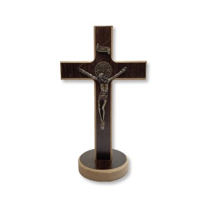 CU760109 - Crucifixo de Mesa São Bento Madeira - 20x11,4cm